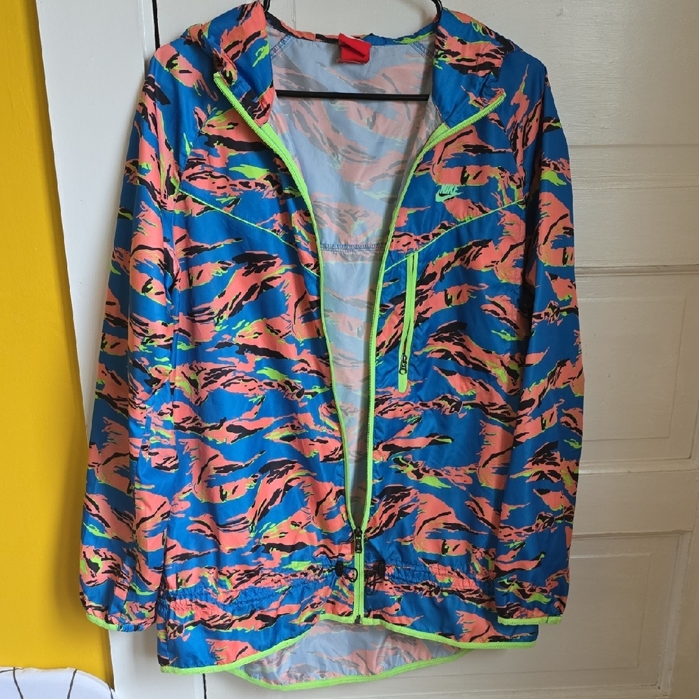Nike Vibrant Blue and Pink Athletic Jacket